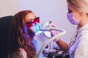 Tout savoir sur la chirurgie parodontale